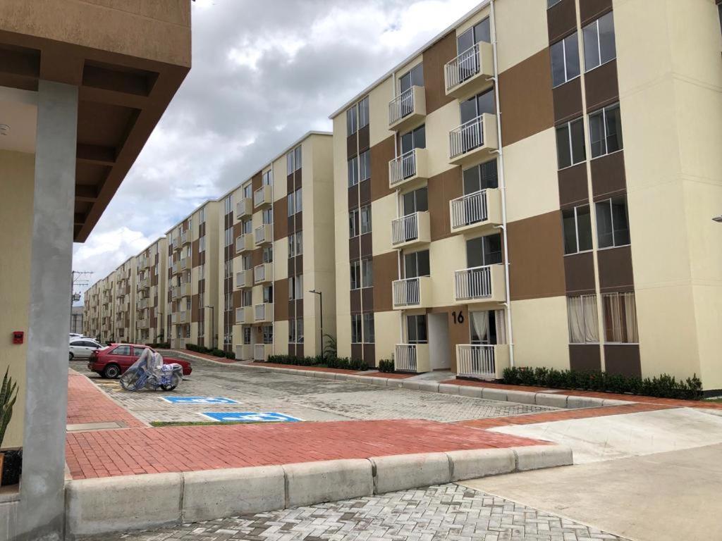Apartamento Nuevo Amoblado Neiva Conjunto Residencial Goya 504 Exterior foto